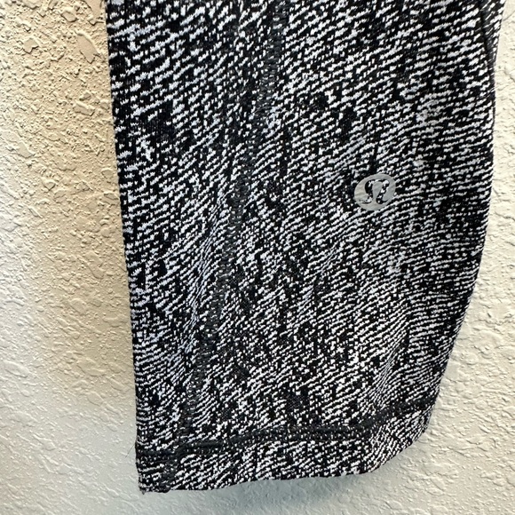 Lululemon Wunder Under Hi-Rise 1/2 Tight *17" Leggings Size 6 - Picture 4 of 5